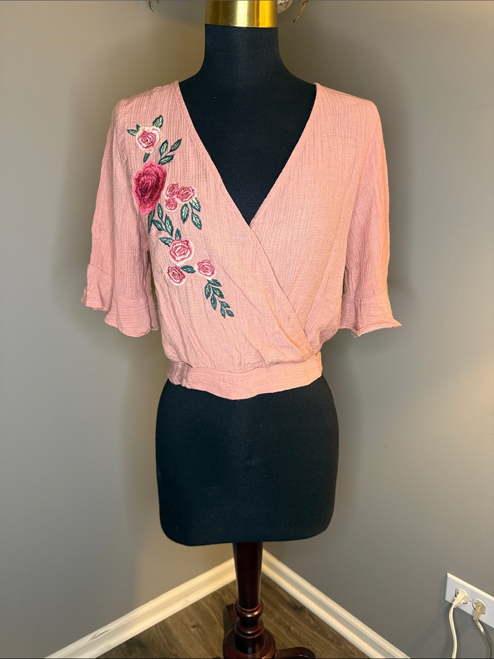 Mine Pink Floral Embroidered Wrap Blouse. Size L